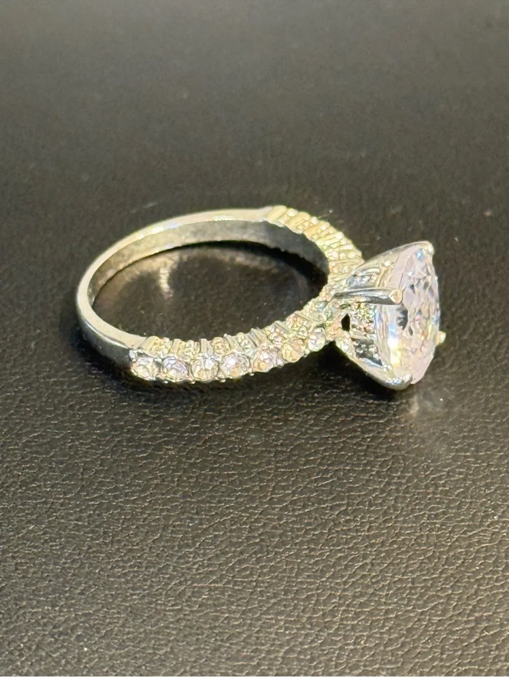 Boutique Ring